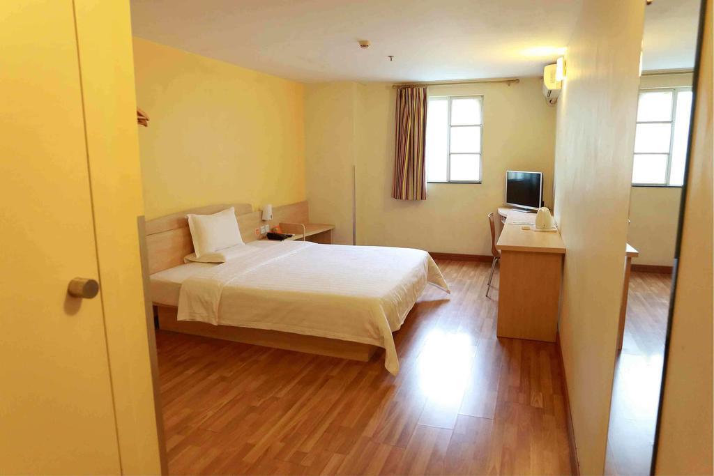 7Days Inn Dalian Heishijiao Software Park Bilik gambar
